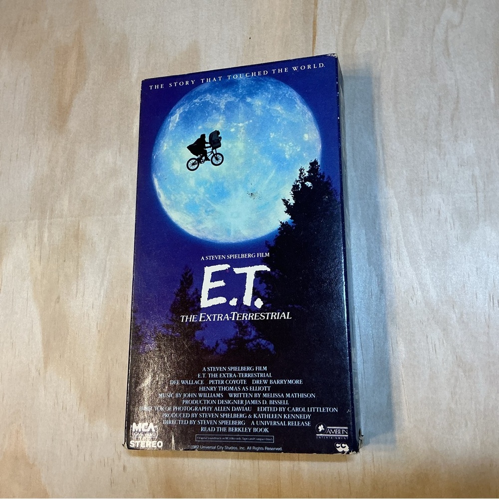 E.T. The Extra-Terrestrial VHS